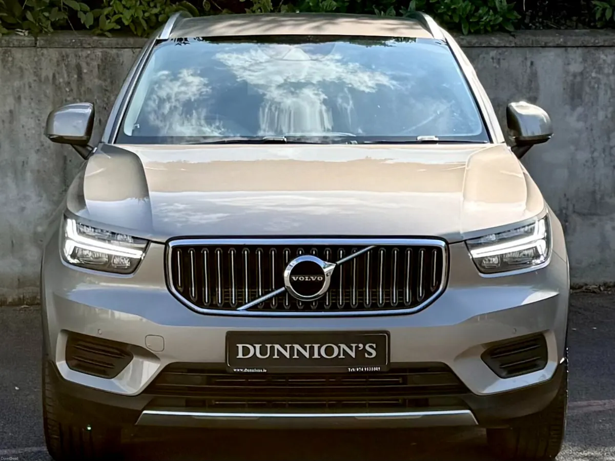 Volvo XC40 2022 1.5 INSCRIPTION RECHARGE - Image 2