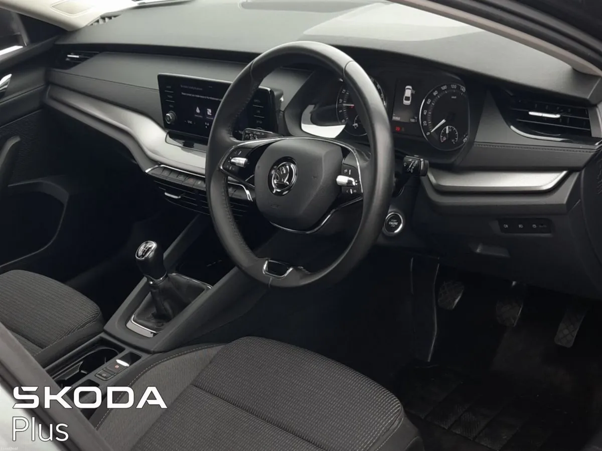 Skoda Octavia **FLASH SALE***AMBITION 2.0 TDI 115B - Image 5