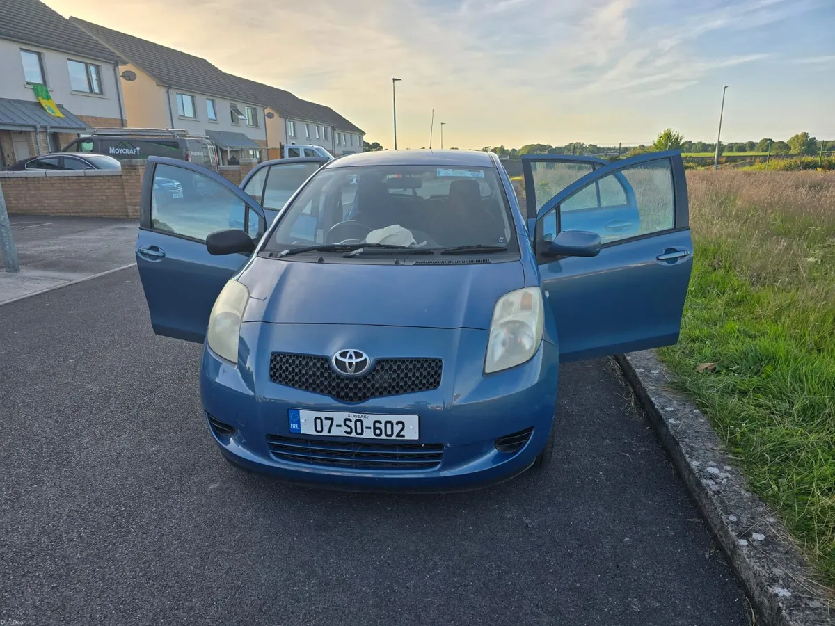 A toyota Yaris 2007 - Image 1