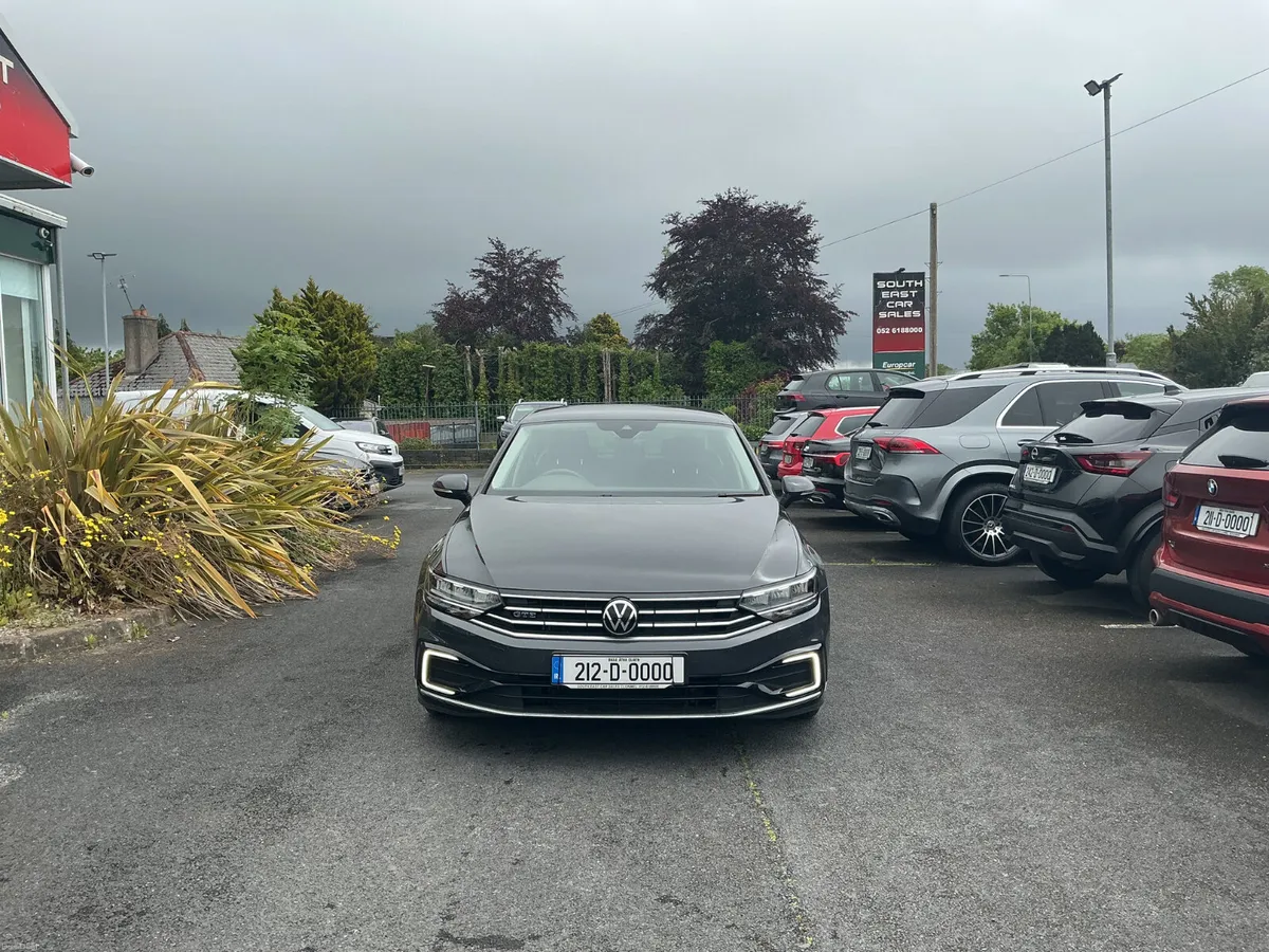 2021 VOLKSWAGEN PASSAT GTE S-A DSG PHEV AUTO - Image 3