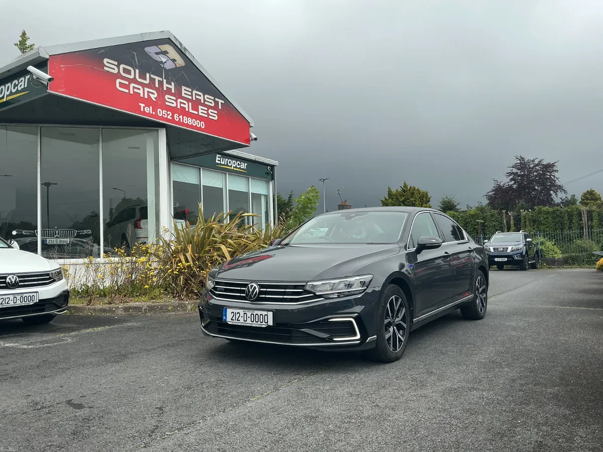 2021 VOLKSWAGEN PASSAT GTE S-A DSG PHEV AUTO - Image 2