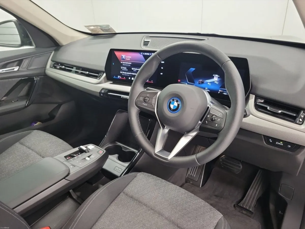 BMW iX1 eDrive20 Sport - Image 6