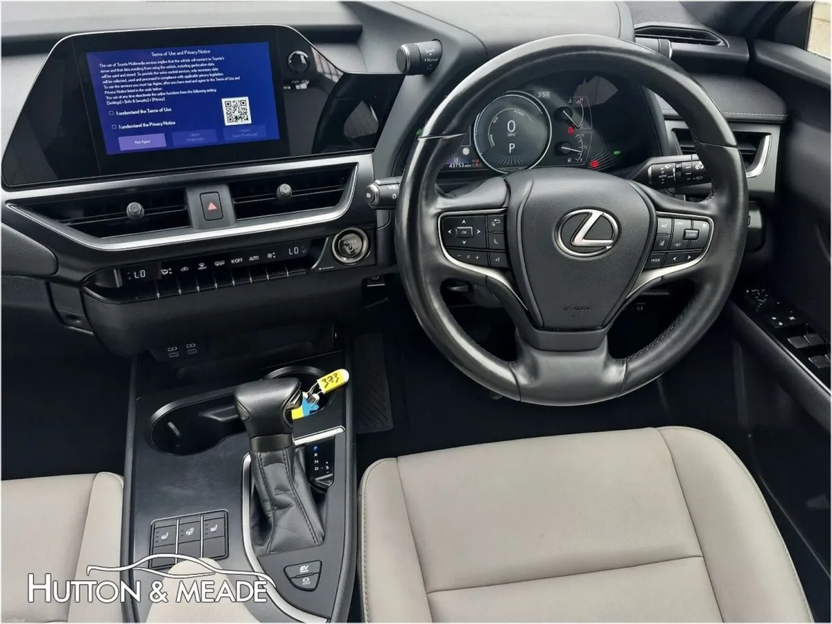 Lexus UX F Sport Design HEV 2.0 Petrol 5dr - Image 3