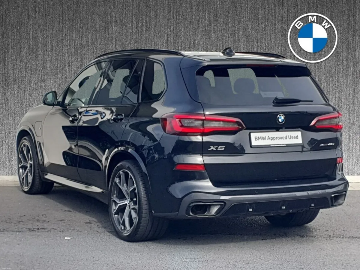 BMW X5 xDrive45e xLine - Image 2