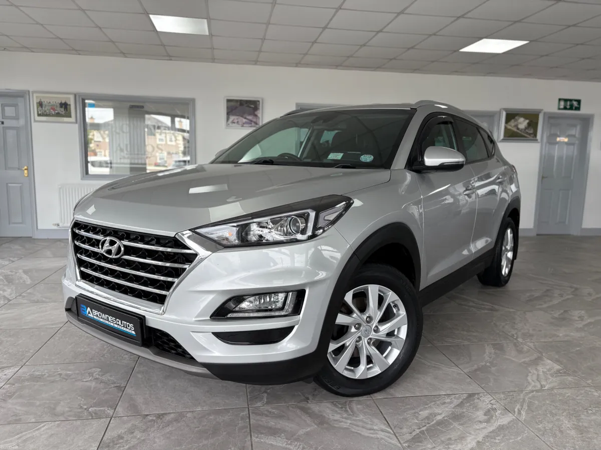 2019 Hyundai Tucson SE NAV 1.6L Diesel - Image 2