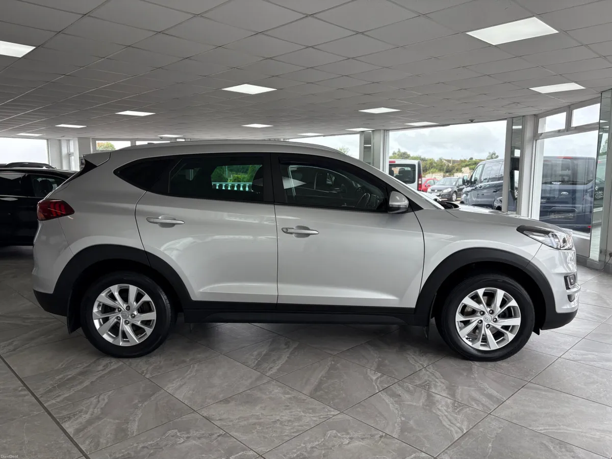 2019 Hyundai Tucson SE NAV 1.6L Diesel - Image 5