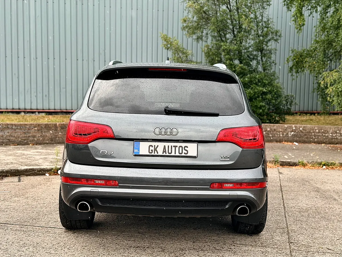 **Reserved** 🔴 Audi Q7 SLine - Image 5