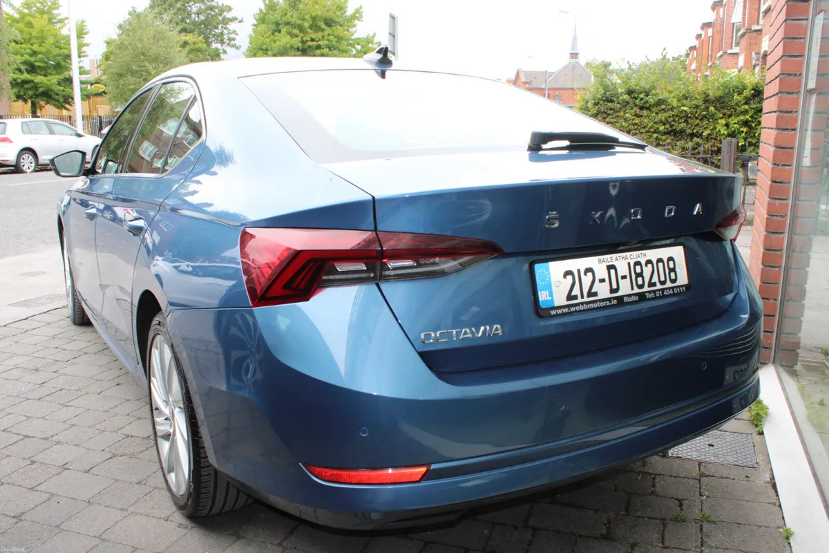 2.0L OCTAVIA STYLE - 5DR HATCHBACK - SERV HISTORY - Image 4