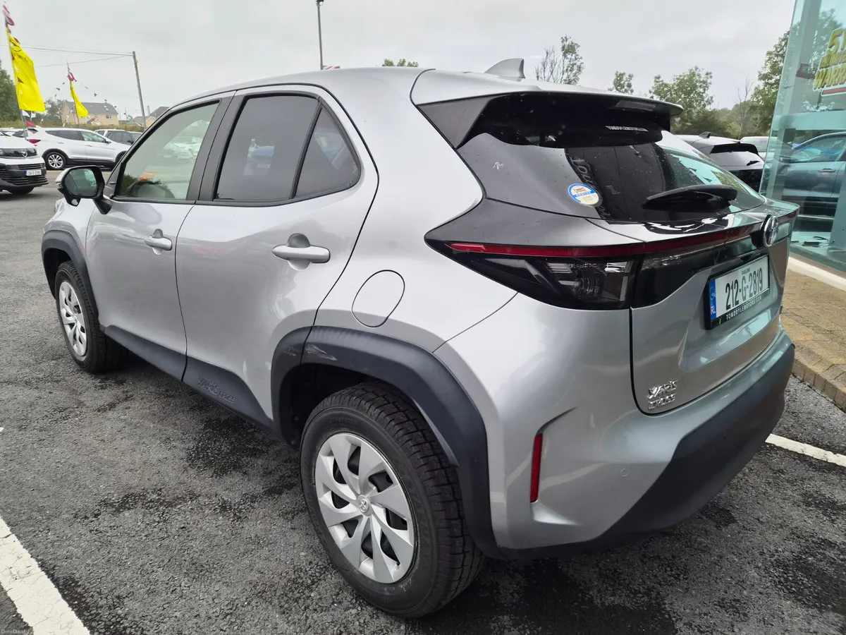 Toyota Yaris Cross 2021 1.5L Petrol Hybrid Auto - Image 6