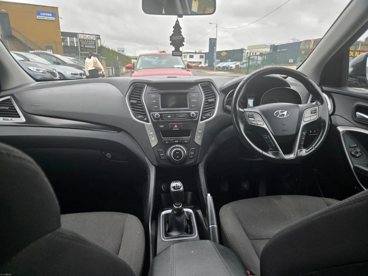 Hyundai Santa Fe 2WD COMFORT 5DR// GENUINE 98000KM - Image 3