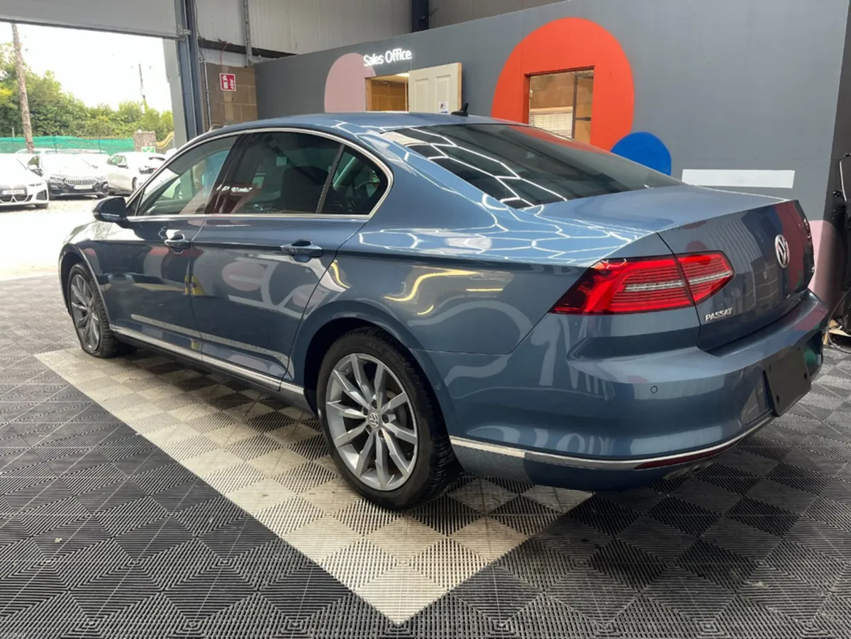 Volkswagen Passat 2018 VOLKSWAGEN PASSAT TDI HIGH - Image 5