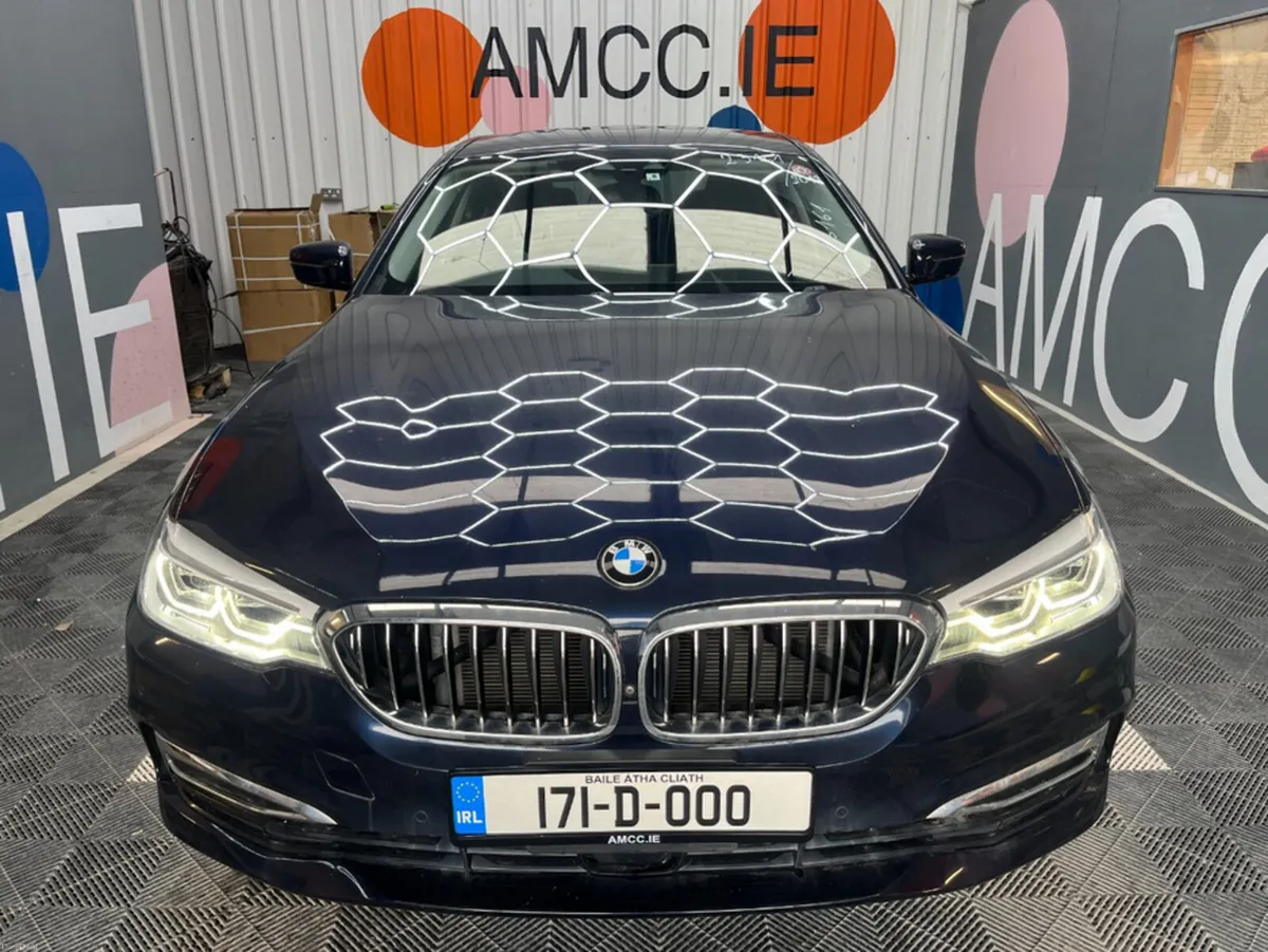 BMW 5-Series 2017BMW 523D LUXURY AUTOMATIC / PARKI - Image 2
