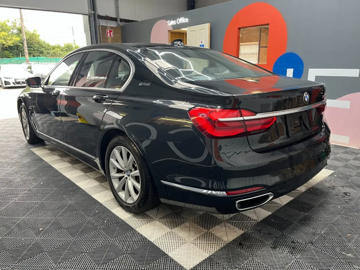 BMW 7-Series 2017 BMW 740 E I-PERFORMANCE EXECTIVE - Image 5