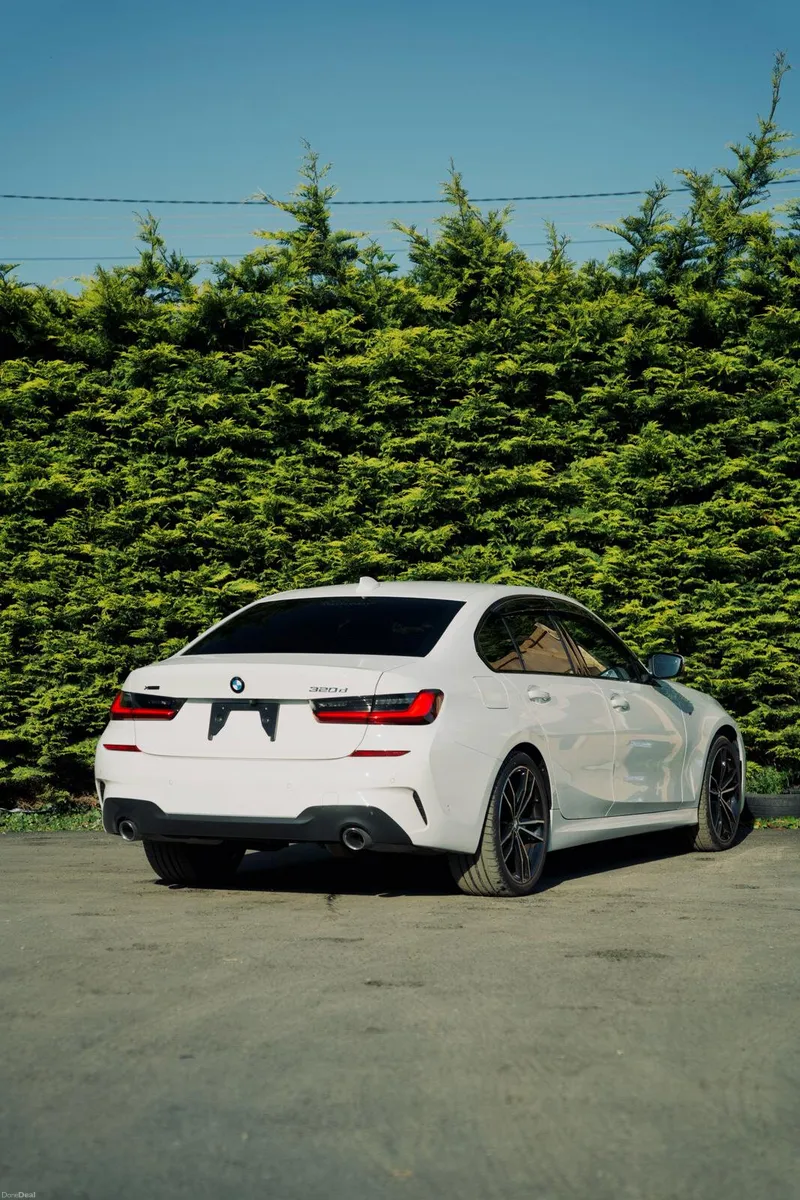 BMW 320D X-Drive M-Sport 2021- Extremely Low kms - Image 3