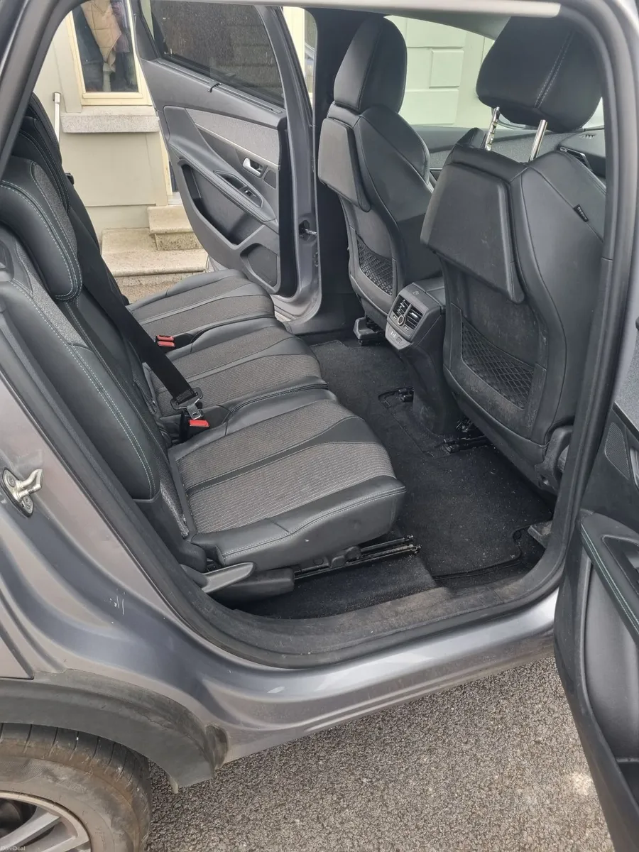 Peugeot 5008 2021 - Image 4