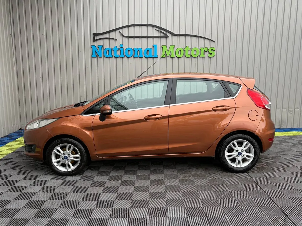 2015 Ford Fiesta Zetec 1.0 PETROL - Image 6