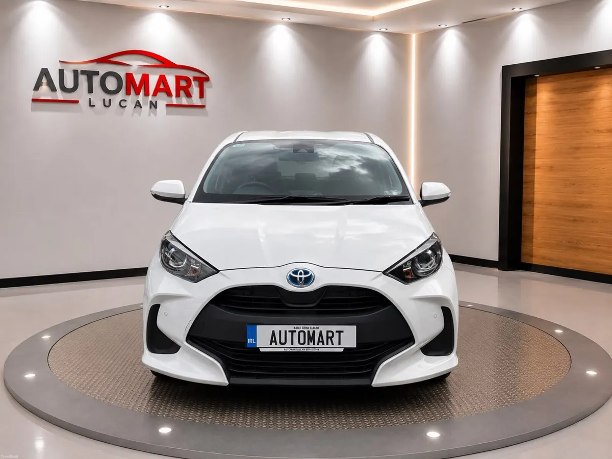 TOYOTA YARIS 2021 1.5 HYBRID AUTOMATIC TOP SPEC - Image 2