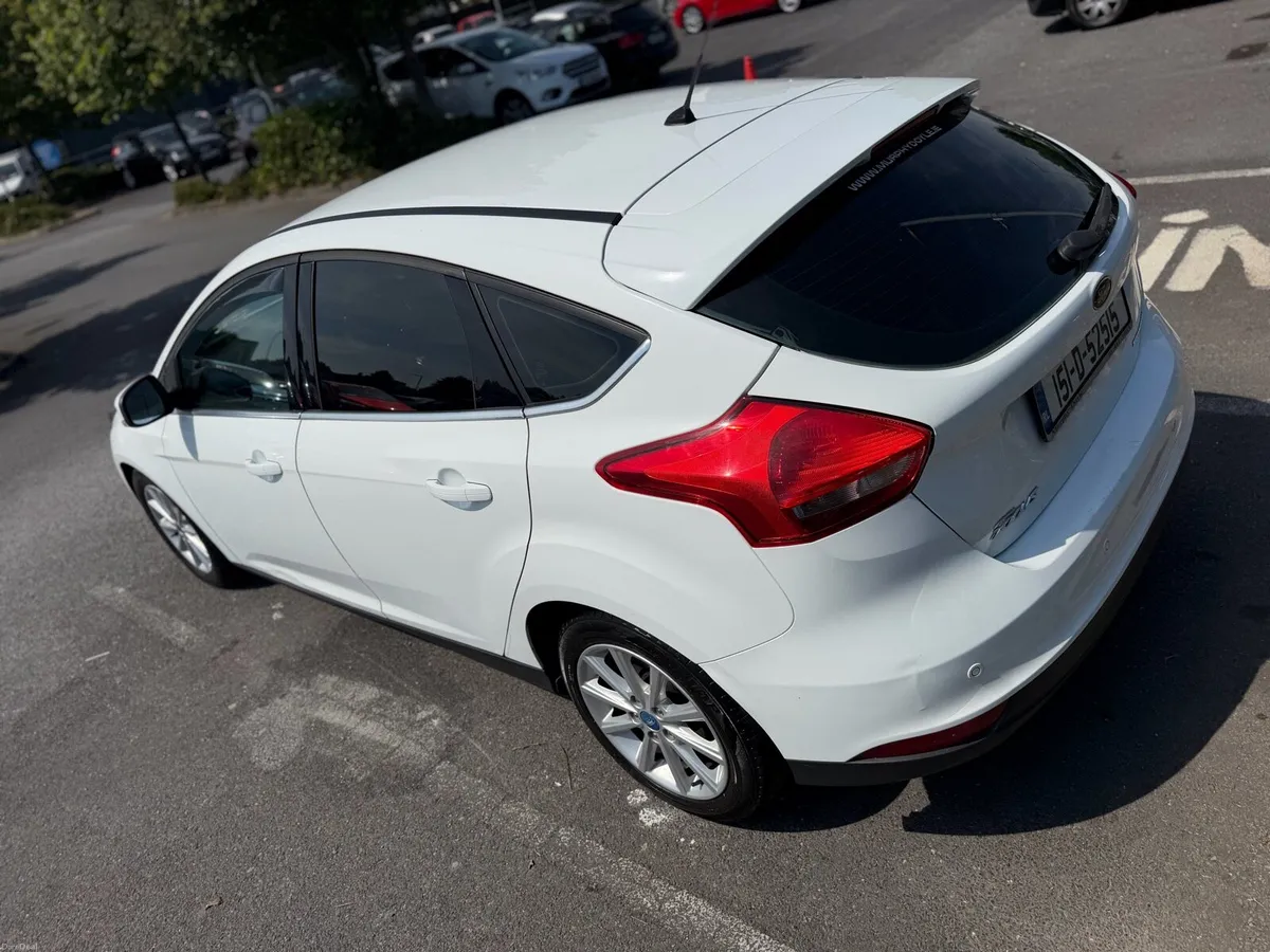 FORD FOCUS 2015 AUTOMATIC - Image 3