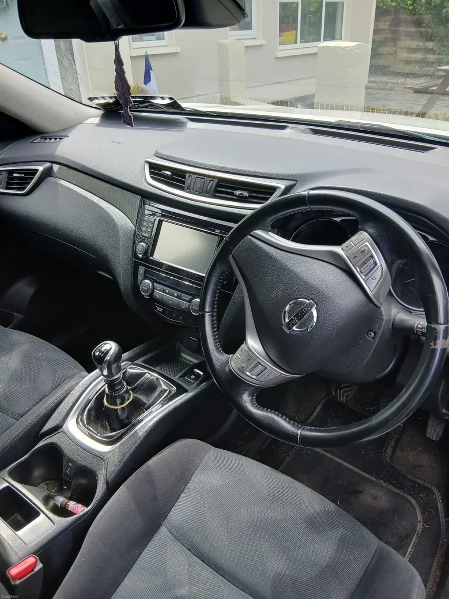 Nissan X-Trail 2015 - Image 2