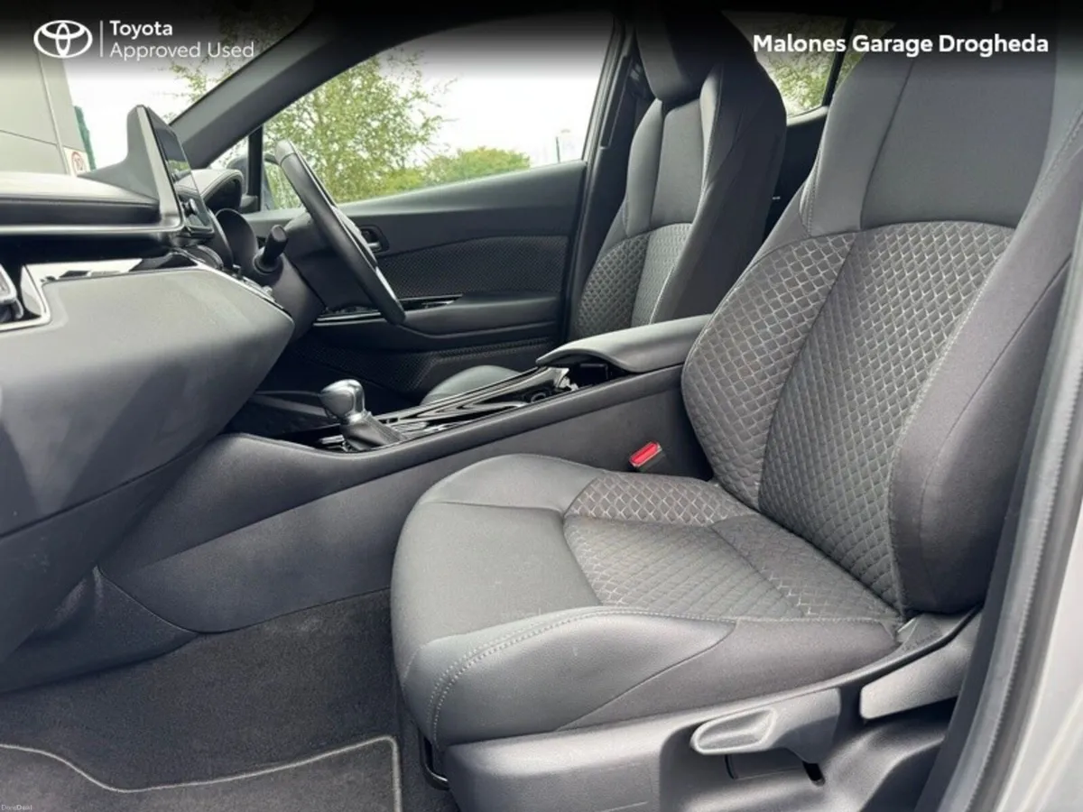 Toyota C-HR 1.8 Hybrid Sport Call Now 041 980 2420 - Image 6