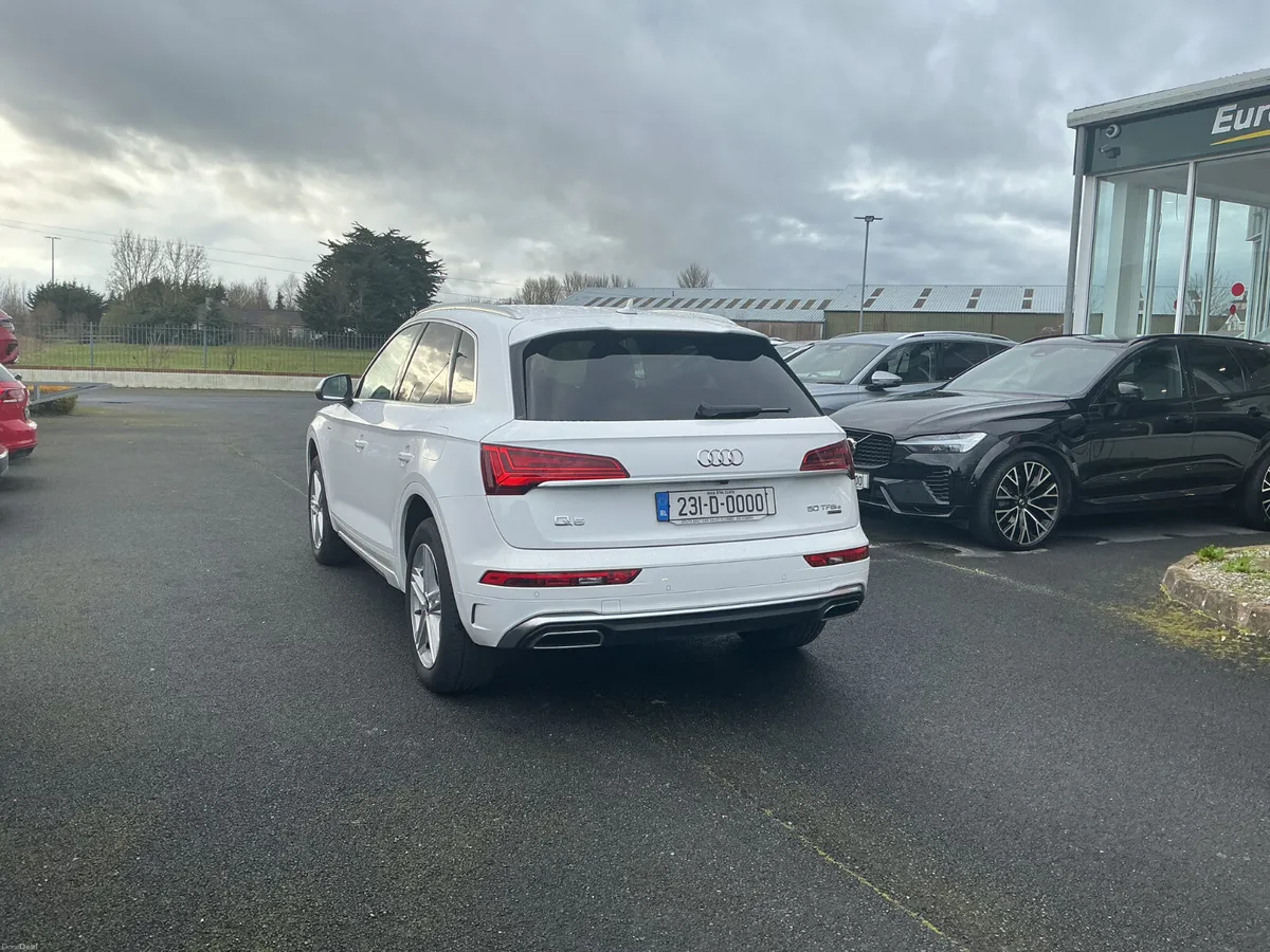 2023 AUDI Q5 S LINE 50 TFSI E QUATTRO - Image 6