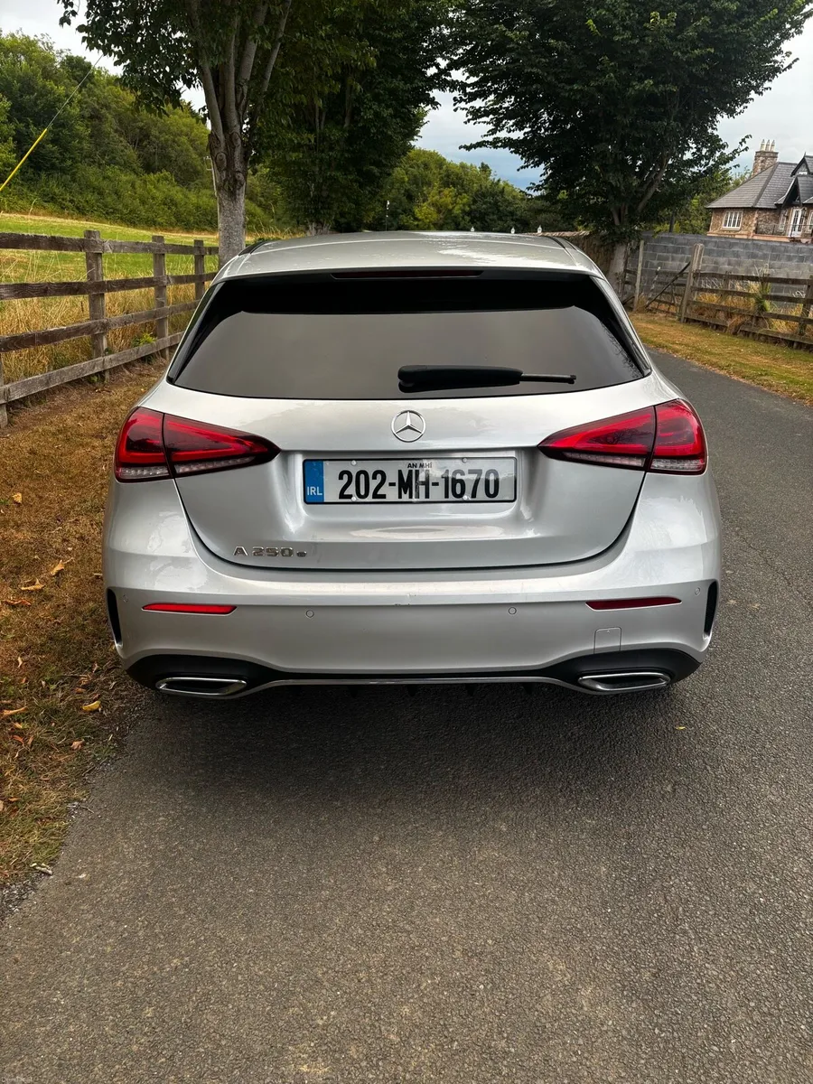 Mercedes A250e AMG Line - Image 5