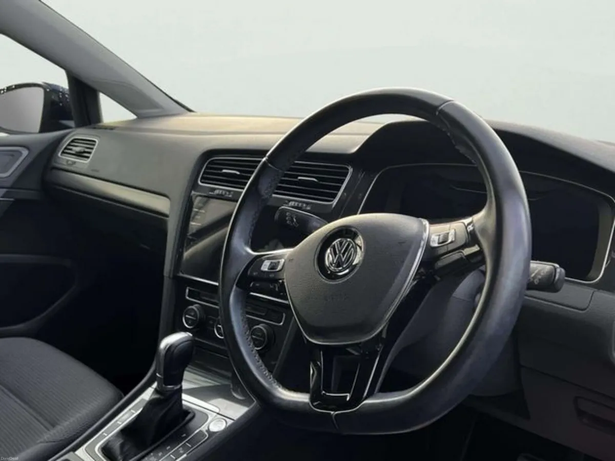 Volkswagen Golf 2.0 TDI Automatic - Image 6