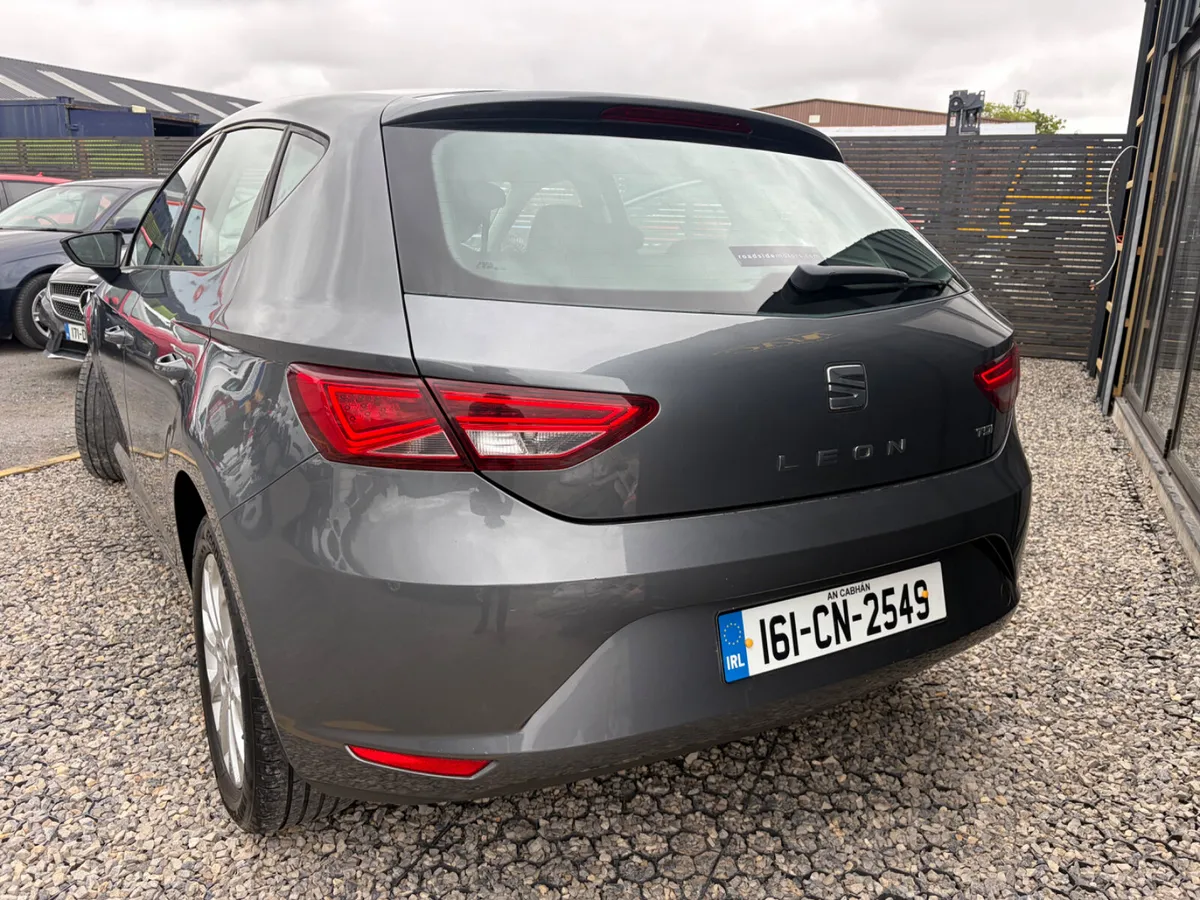 SEAT Leon 1.6 TDI Manual - Image 3