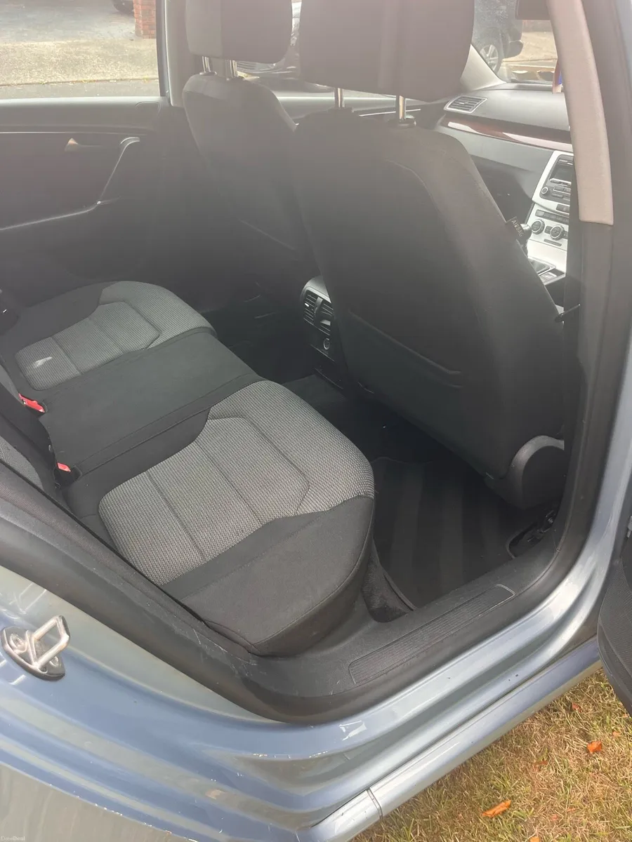 VW Passat  reduced to sell - Image 6