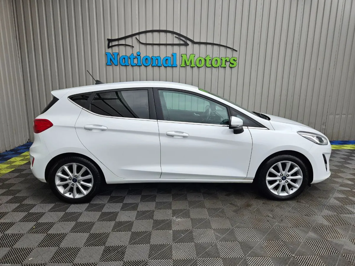 2019 Ford Fiesta TITANIUM 1.0 PETROL - Image 2