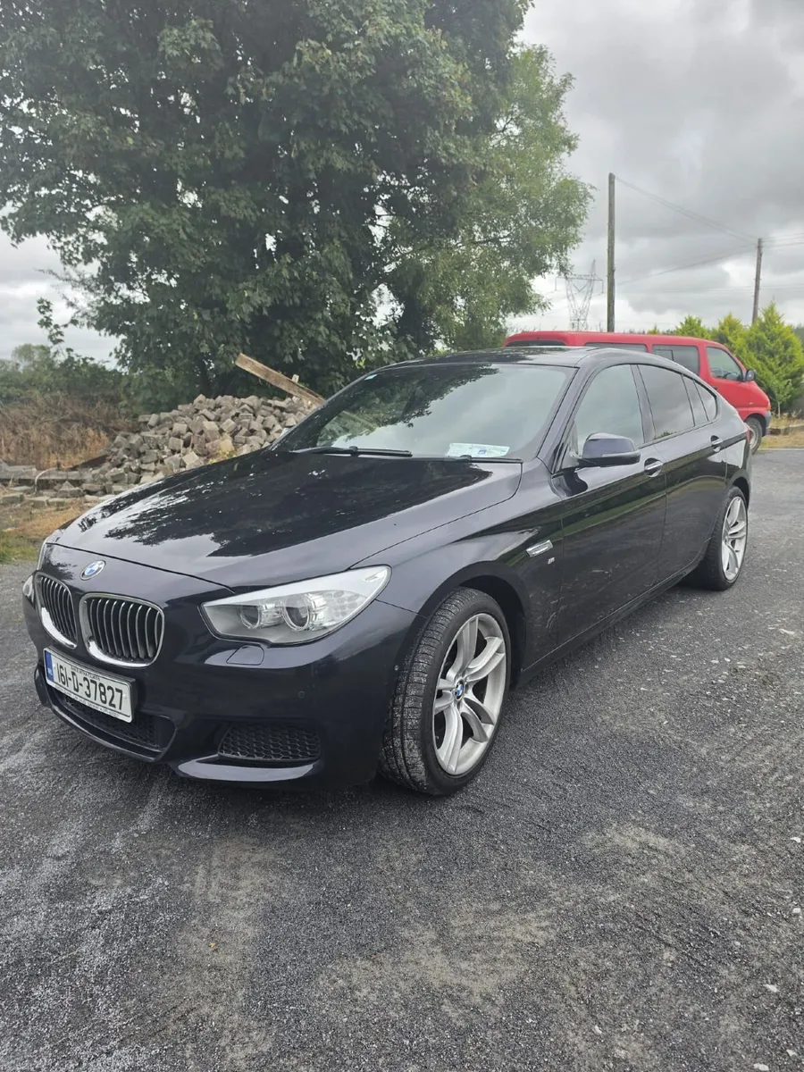 BMW 5-Series 2016 GT - Image 1