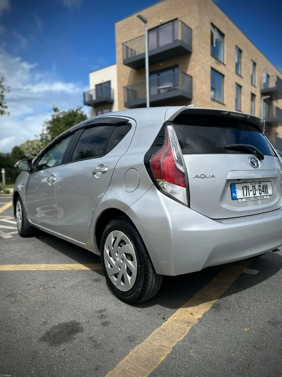 Toyota Aqua 2017 - Image 3