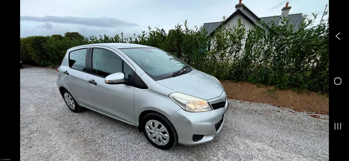 Toyota Yaris - Image 2