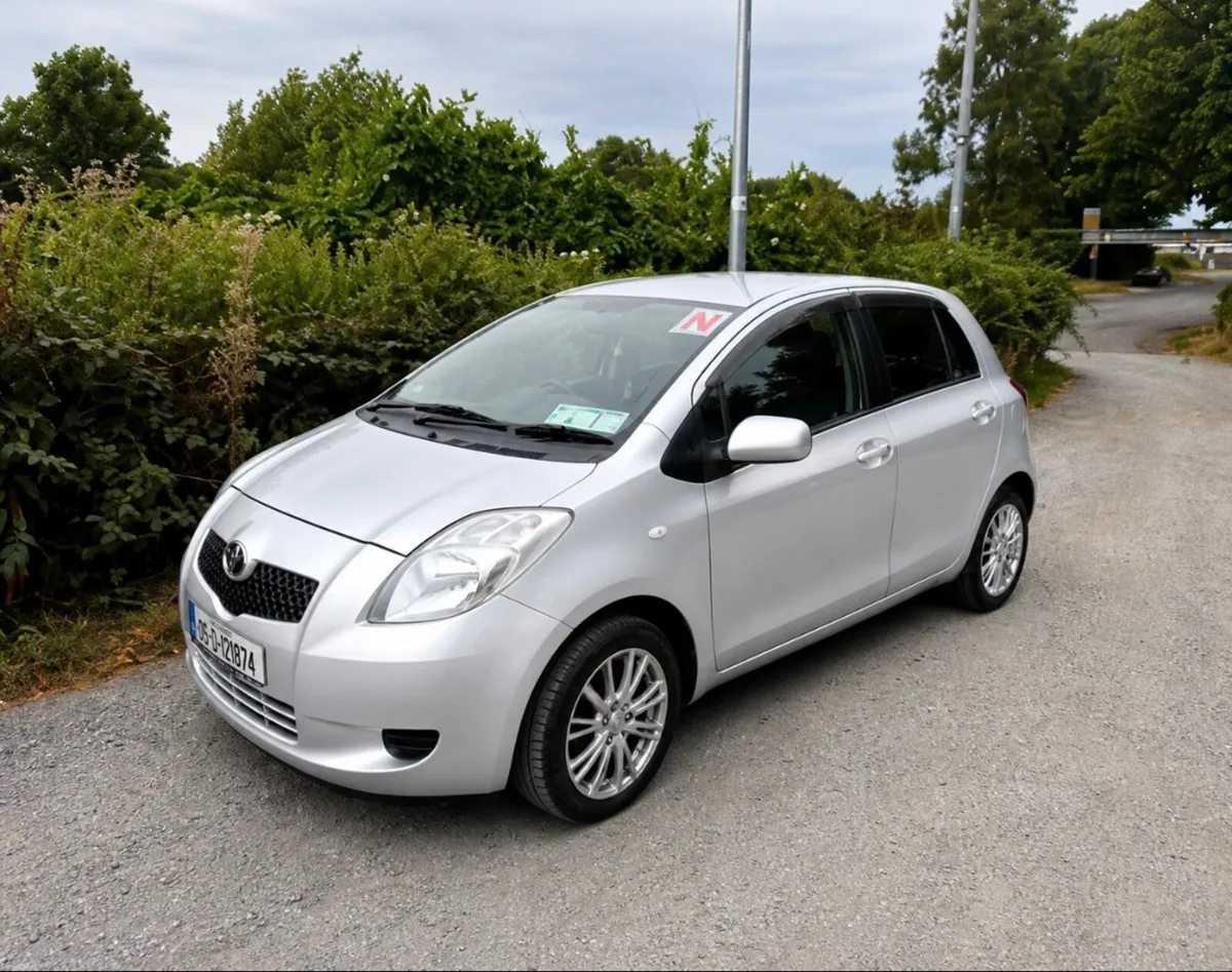 Toyota Vitz 2005 - Image 1