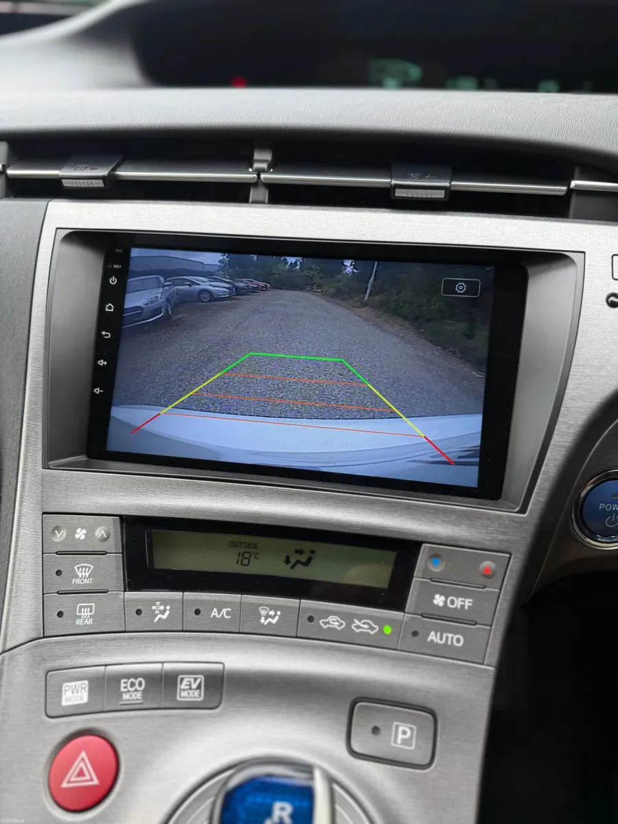 Toyota prius - Image 6