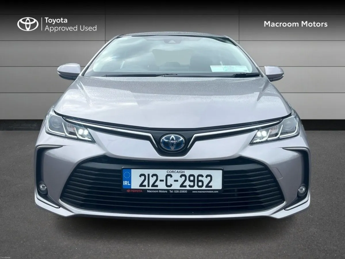 Toyota Corolla HYB LUNA SALOON 4DR AUTO HYBRID - Image 5