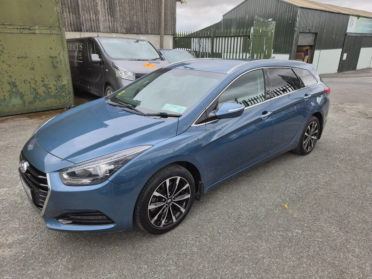Hyundai i40 2016 Executive Tourer - Image 4