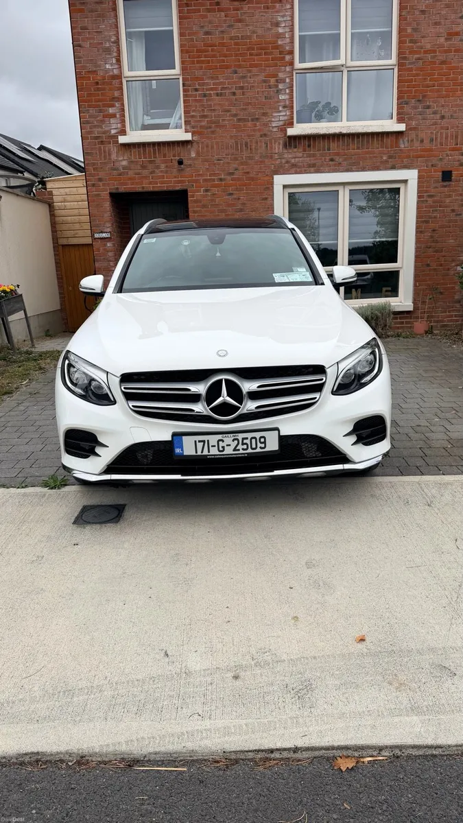 171 Mercedes GLC 220 D 4Matic AMG SPORT Auto - Image 3