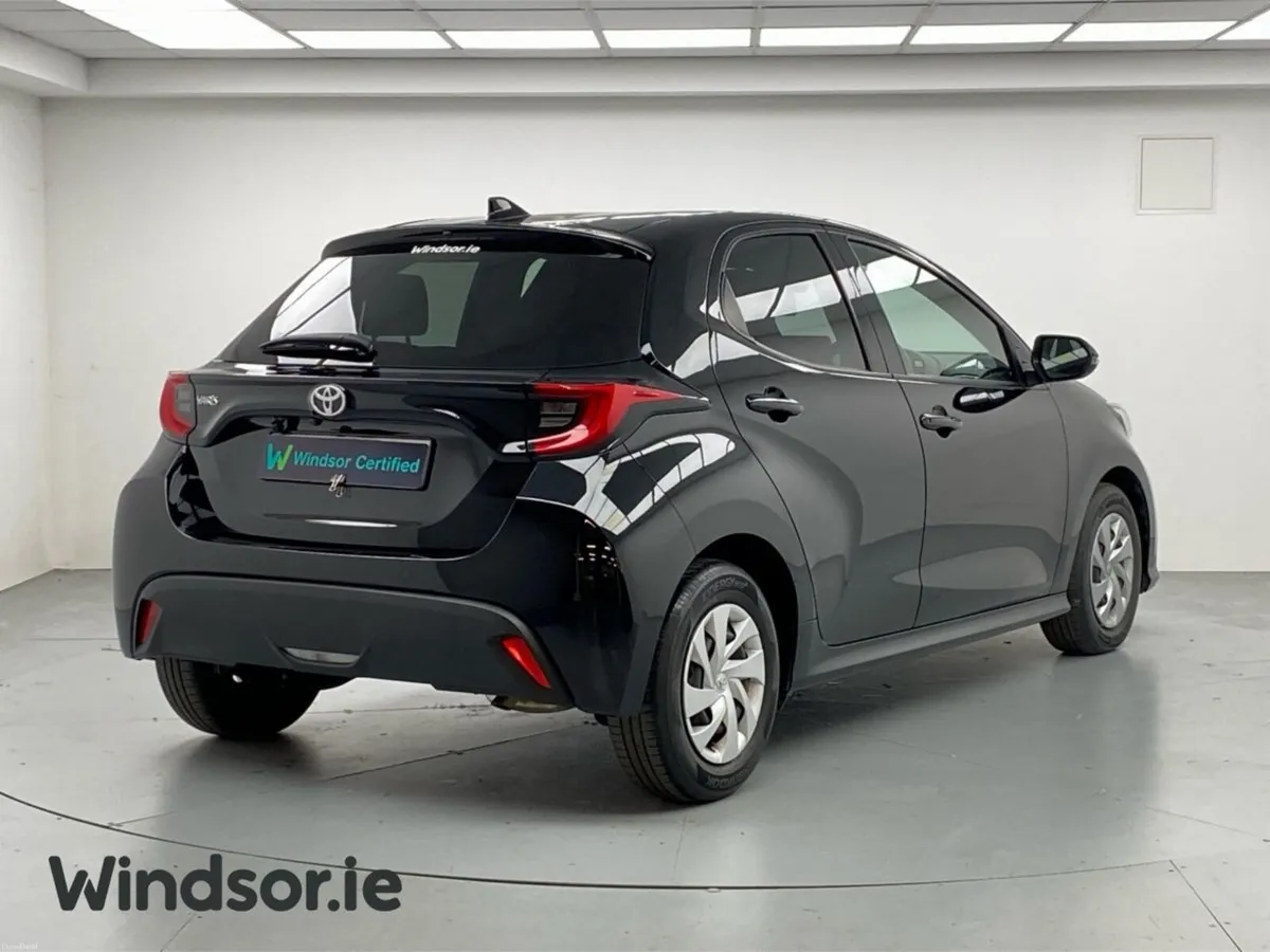 Toyota Yaris G - Image 2