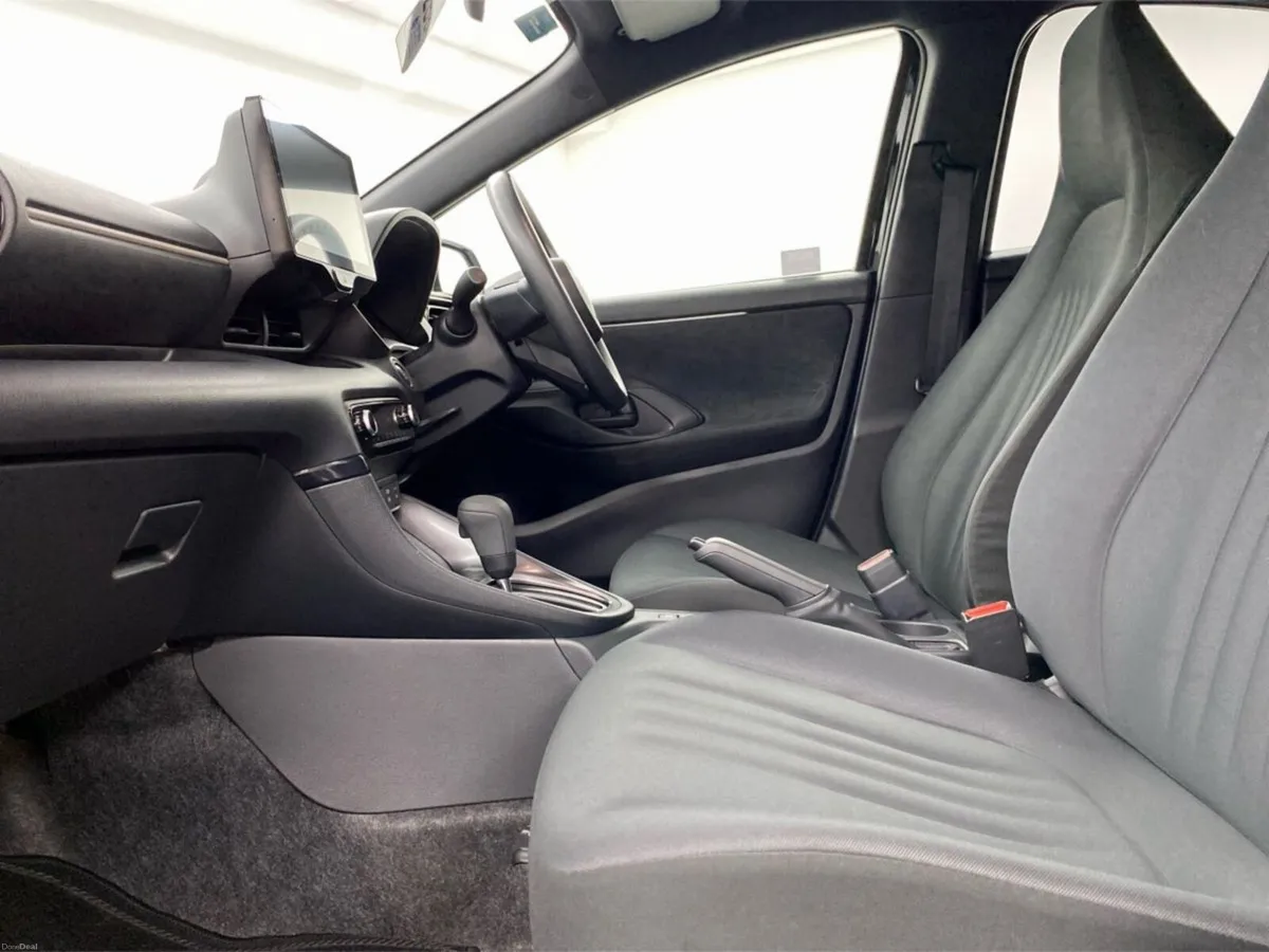 Toyota Yaris G - Image 4