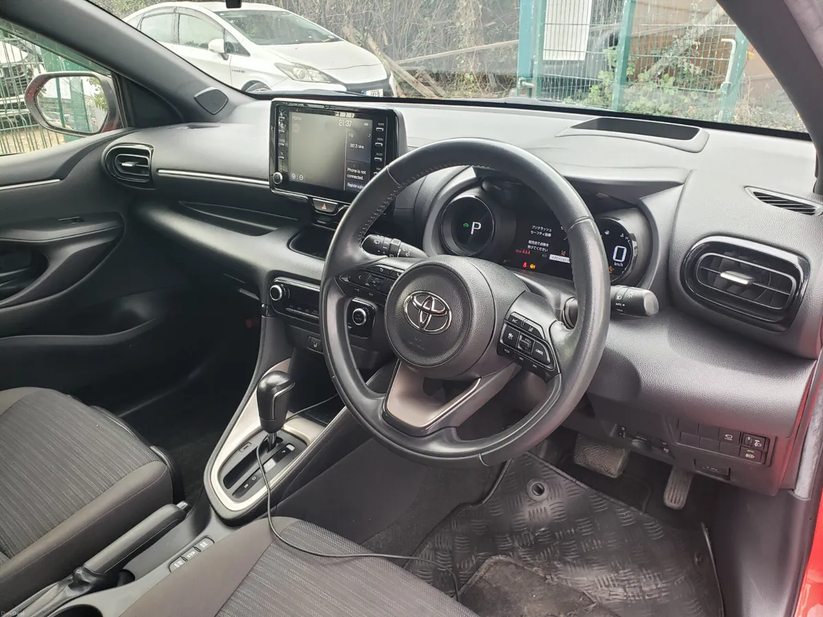 Toyota Yaris 2020 - Image 3