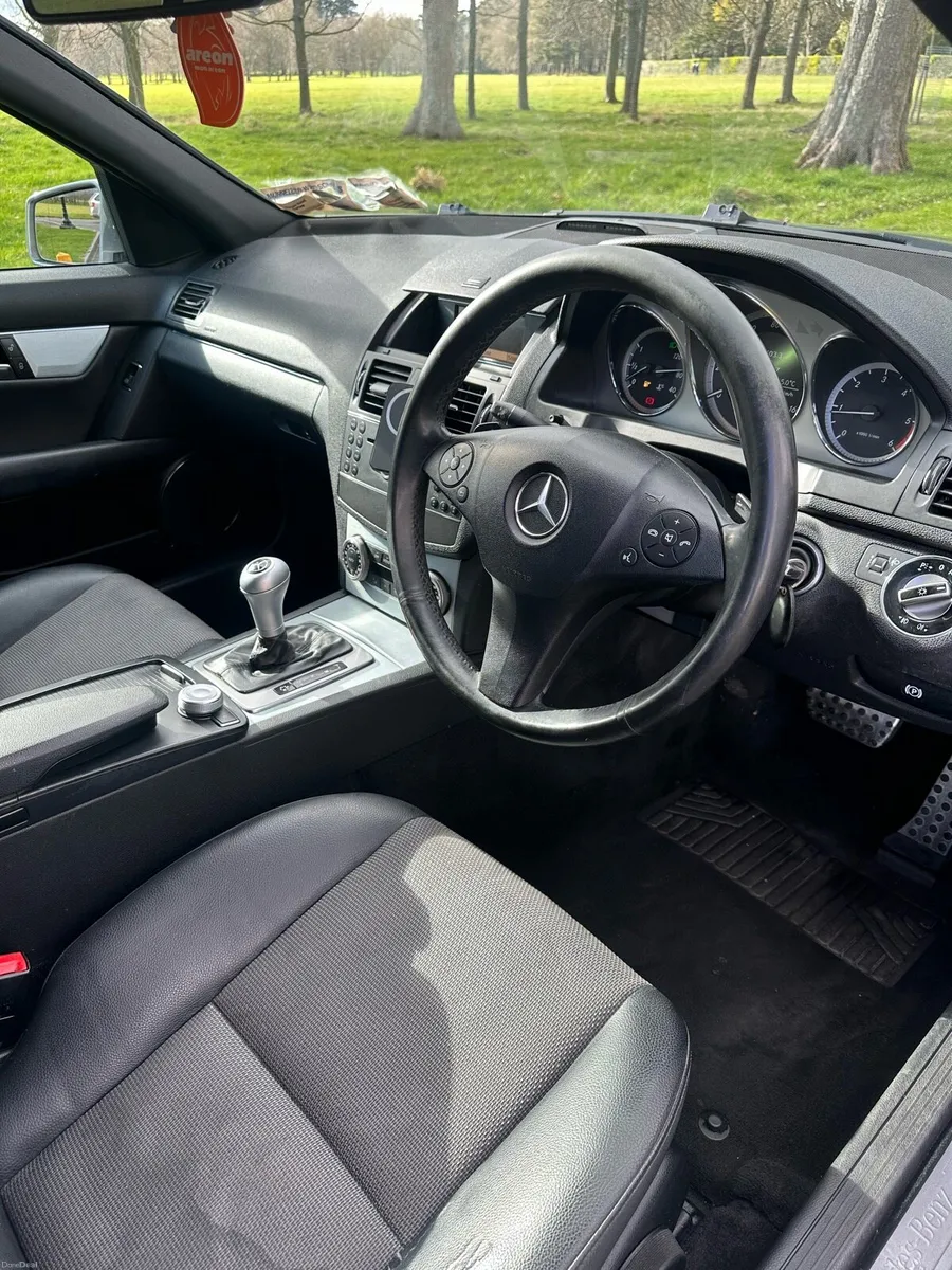 Mercedes C220 CDI factory AMG - Image 4