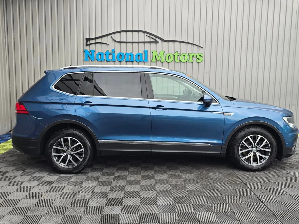 2018 Volkswagen Tiguan 2.0 TDI Comfortline - Image 2