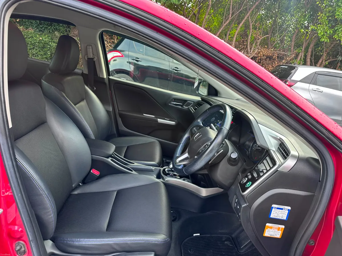 HONDA GRACE/CIVIC 2017 48K KM ONLY TOPSPECS - Image 5