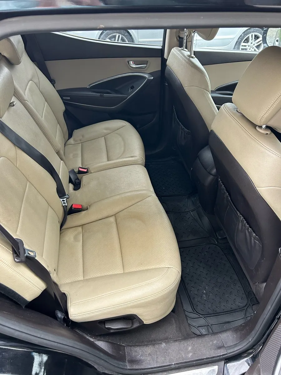 Hyundai Santa Fe 2014 - Image 5