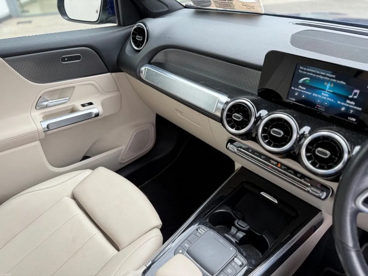 Mercedes-Benz GLB 180d Progressive Auto 7 Seater - Image 6