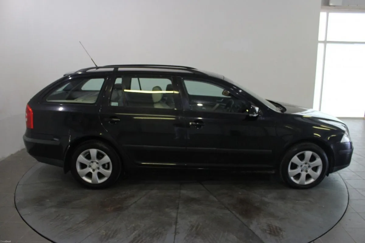 Skoda Octavia 1.9 TDI ELEGANCE - TENDER 16 - Image 2
