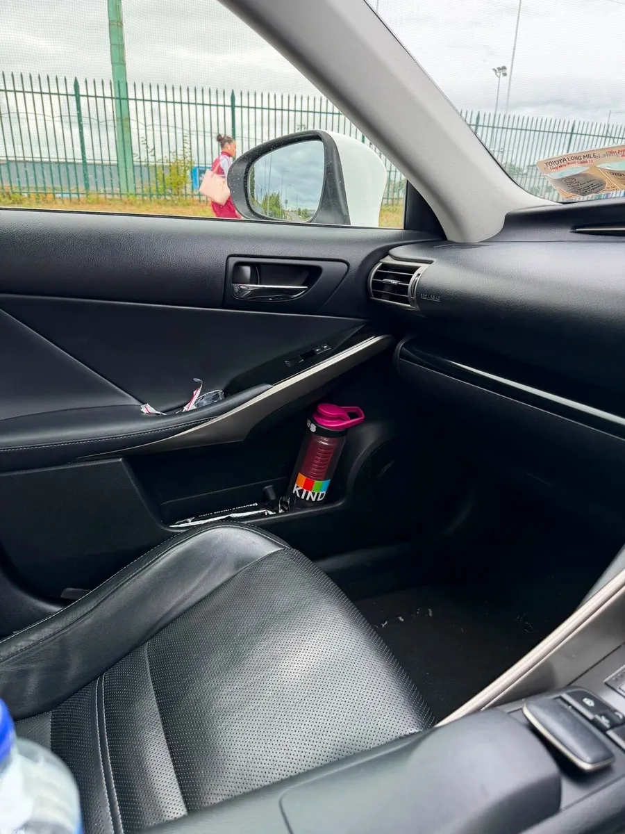 Lexus IS300h 2014 - Full Spec & Low Mileage - Image 4