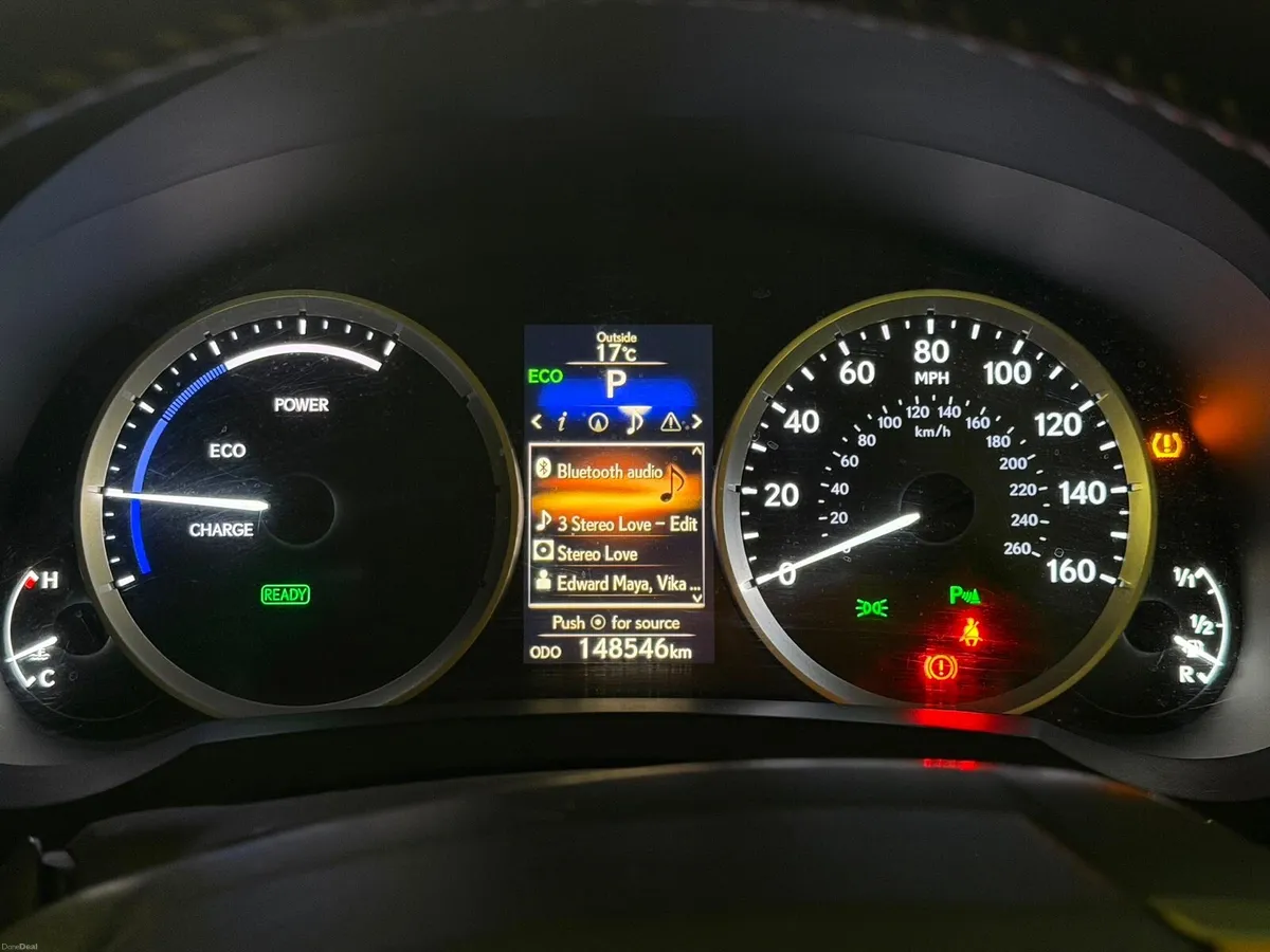 Lexus IS300h 2014 - Full Spec & Low Mileage - Image 5