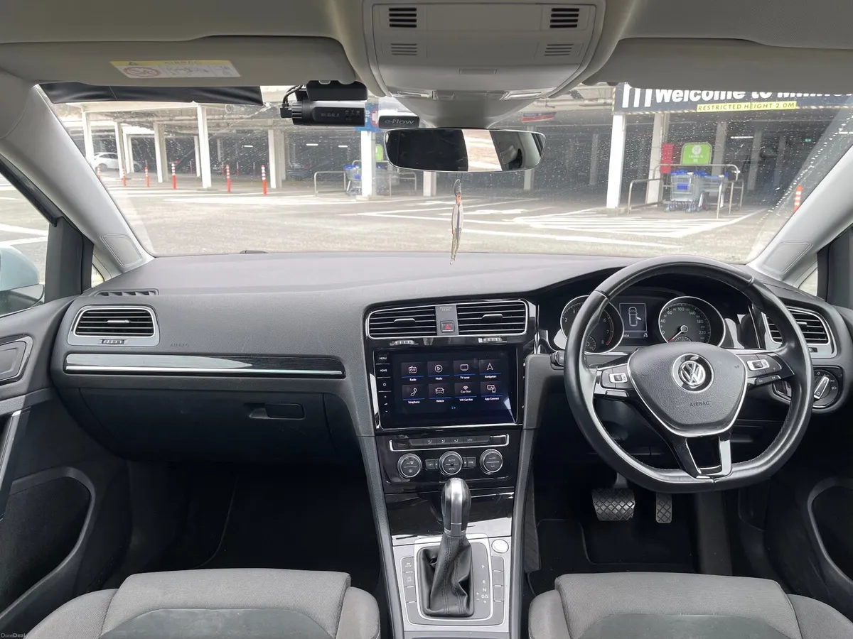 Volkswagen Golf 2018 Estate Automatic - Image 6